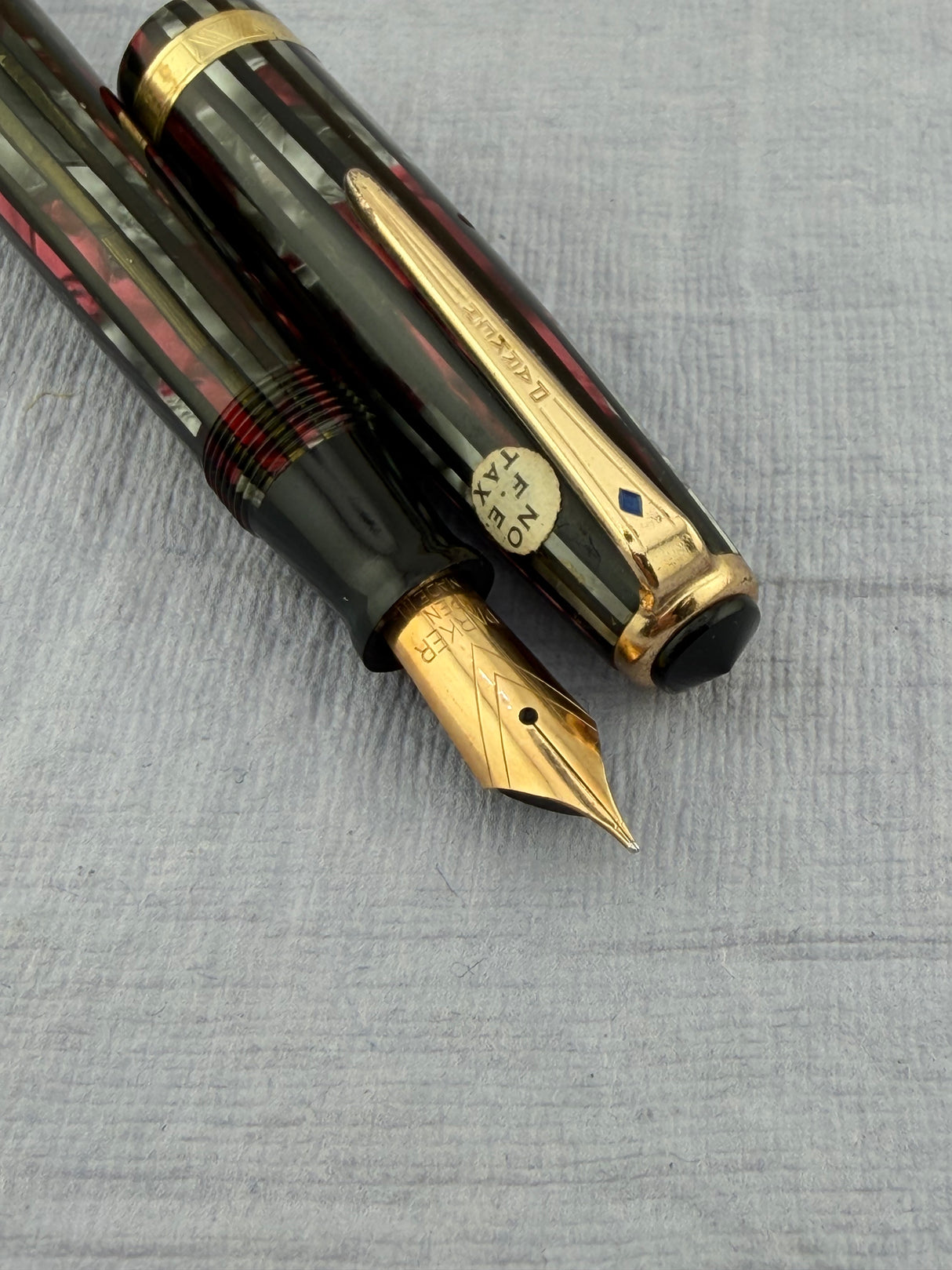 Parker Duovac Senior Vacumatic Striped Red - Fountain Pen