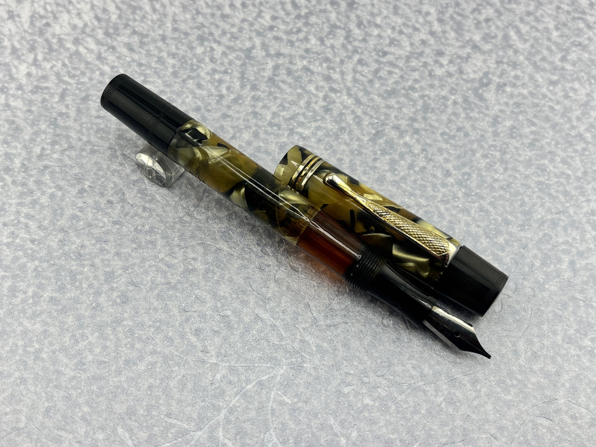 Columbus 1515 Green Marble Piston filler - Made in Germany - Fountain Pen