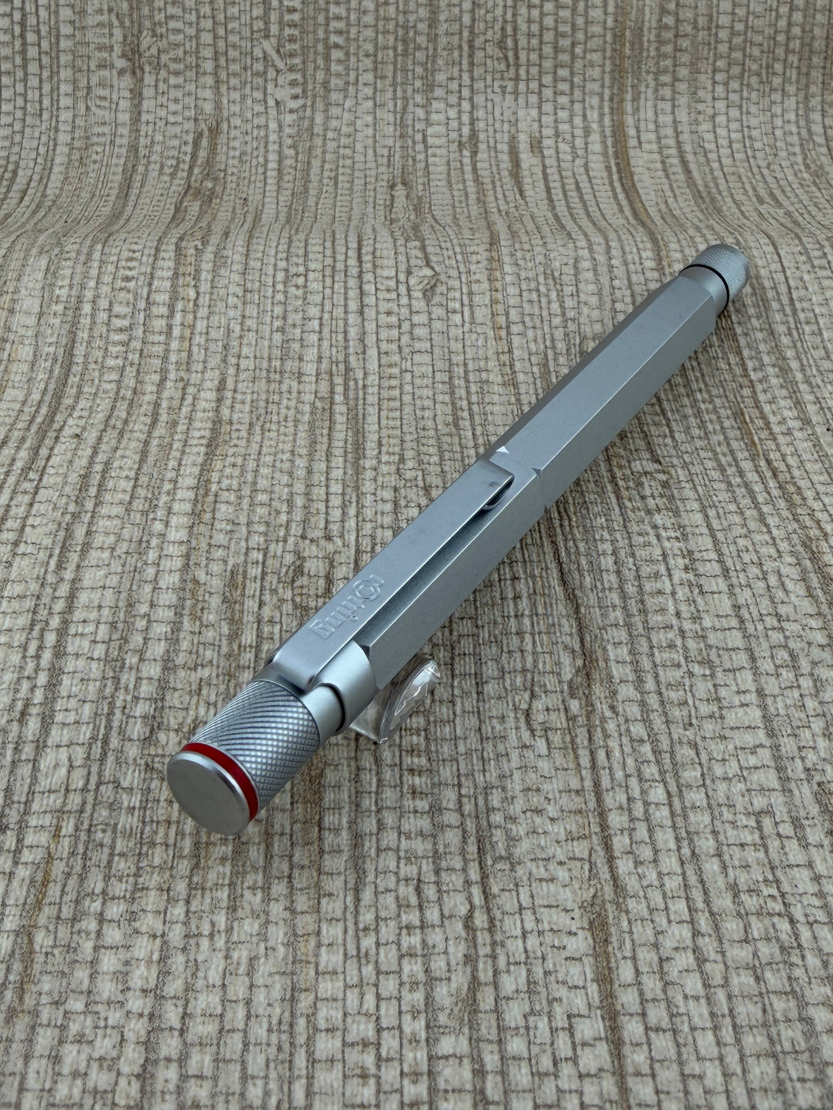 Rotring 600 Silver With Red Lettering - Rollerball Pen