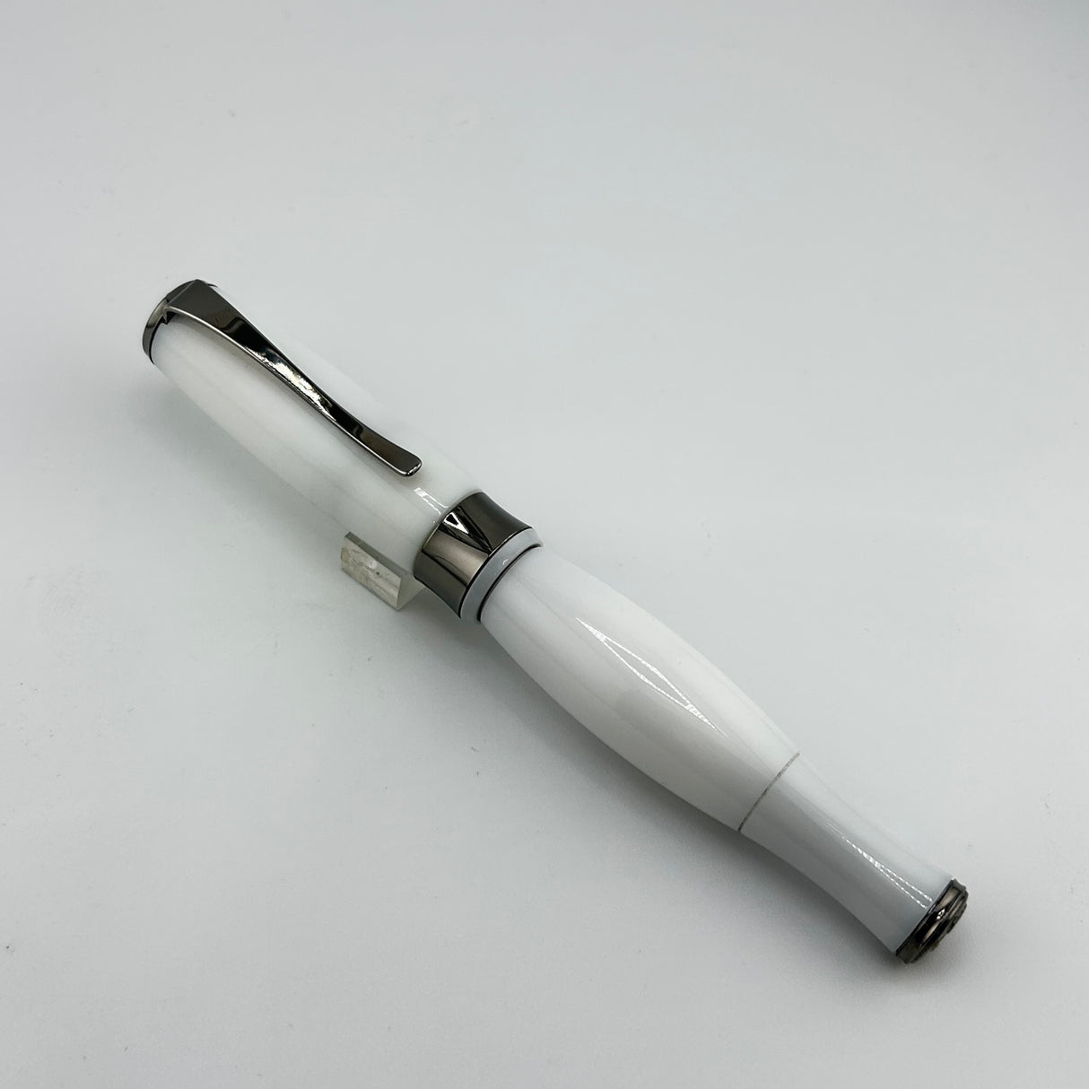 Levenger White with Black trim - interesting design -  Fountain Pen