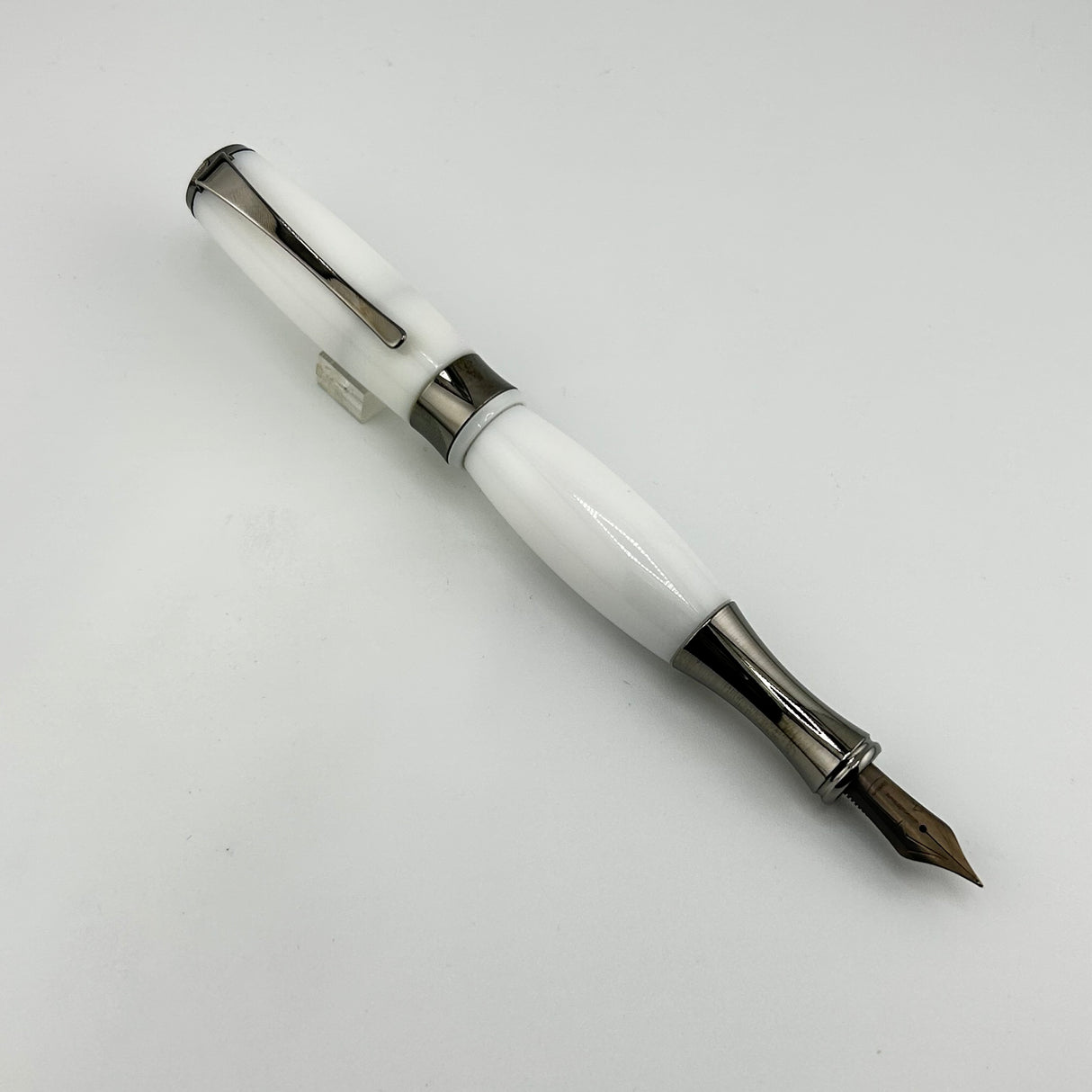Levenger White with Black trim - interesting design -  Fountain Pen