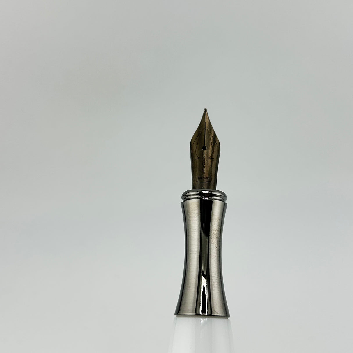 Levenger White with Black trim - interesting design -  Fountain Pen