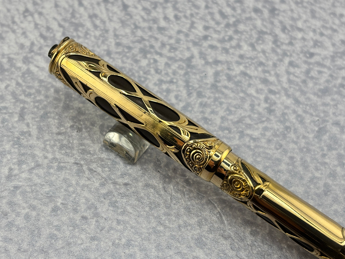 Weidlich Cincinatti Ohio Taper Barrel - Overlays cap and Barrel   - Fountain Pen