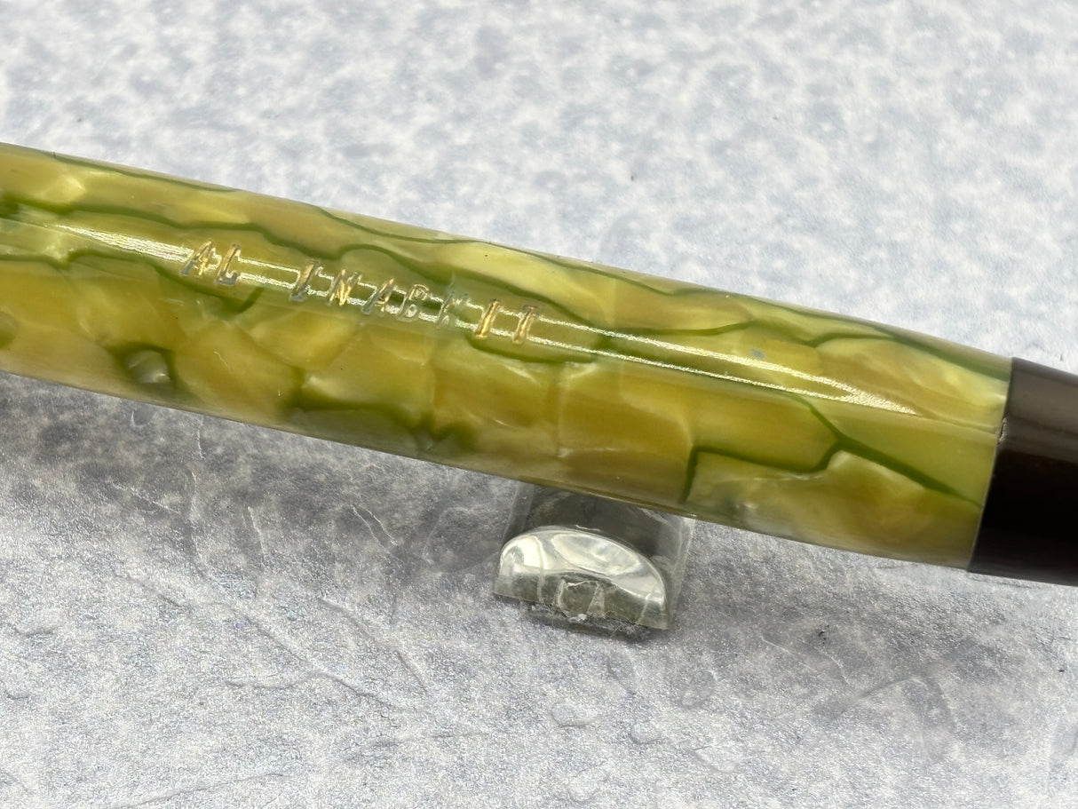 Parker Duofold Senior Streamline Moderne Green and Pearl - Fountain Pen