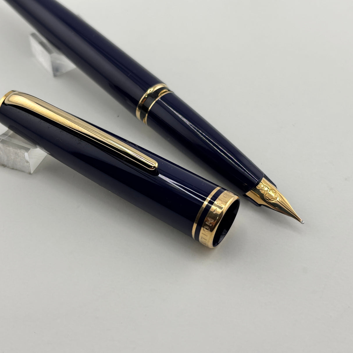 Montblanc Generation Blue Fountain Pen  - Fine 14 Kt Gold Nib