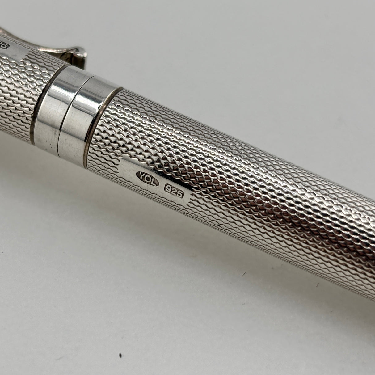 Yard O Led Viceroy Standard Barley  Sterling Silver .925 Fountain Pen - Medium 18kt Gold Nib