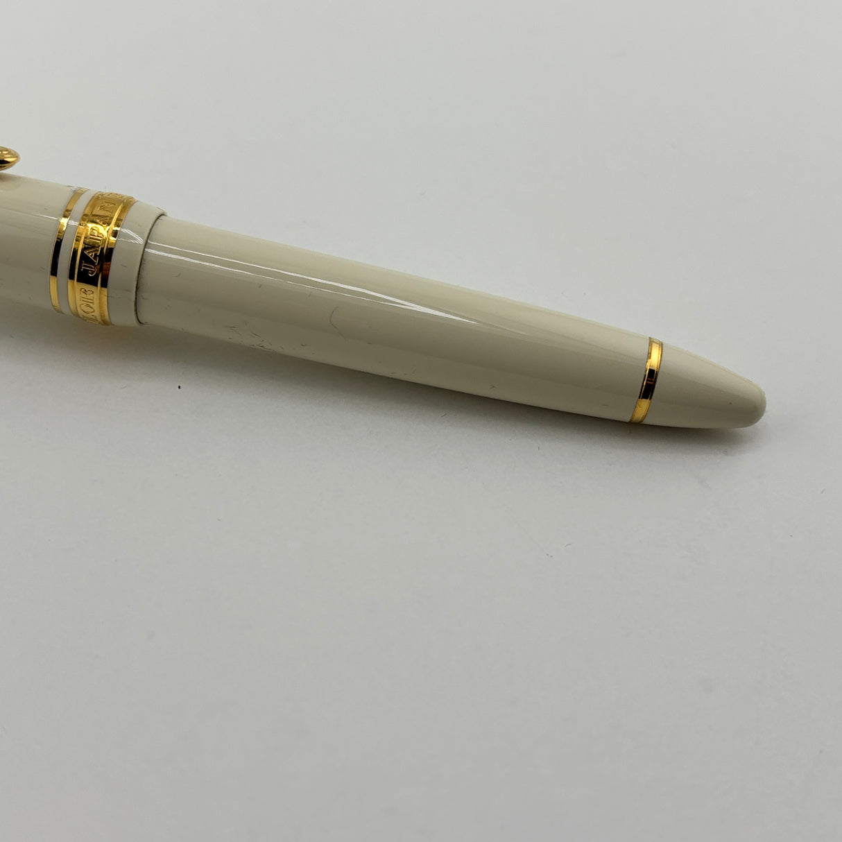Sailor 1911S Standard Ivory Resin Fountain Pen - Extra Fine 14 Kt Gold Nib