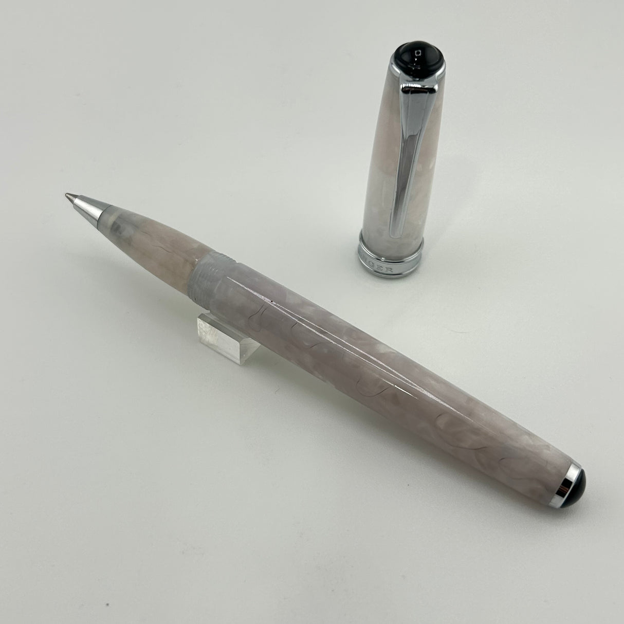 Levenger True Writer Classic Collection White Grey Marble - Roller ball