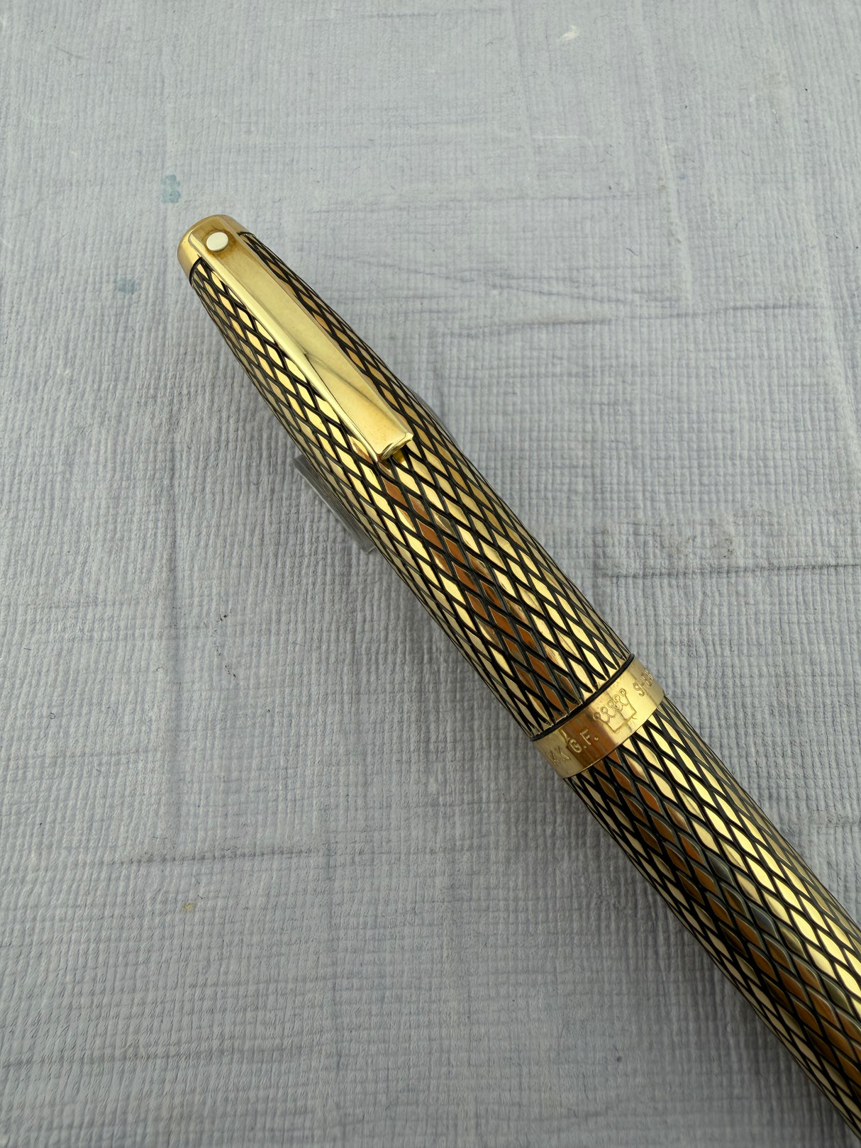 Sheaffer Imperial Sovereign diamond pattern Gold filled 14k circa 1970 - Fountain Pen