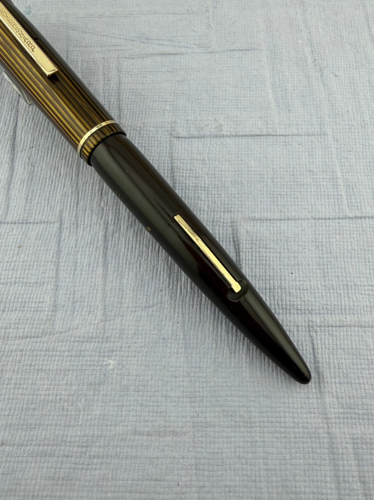 Eversharp Skyline Brown striped Cap  - Fountain Pen