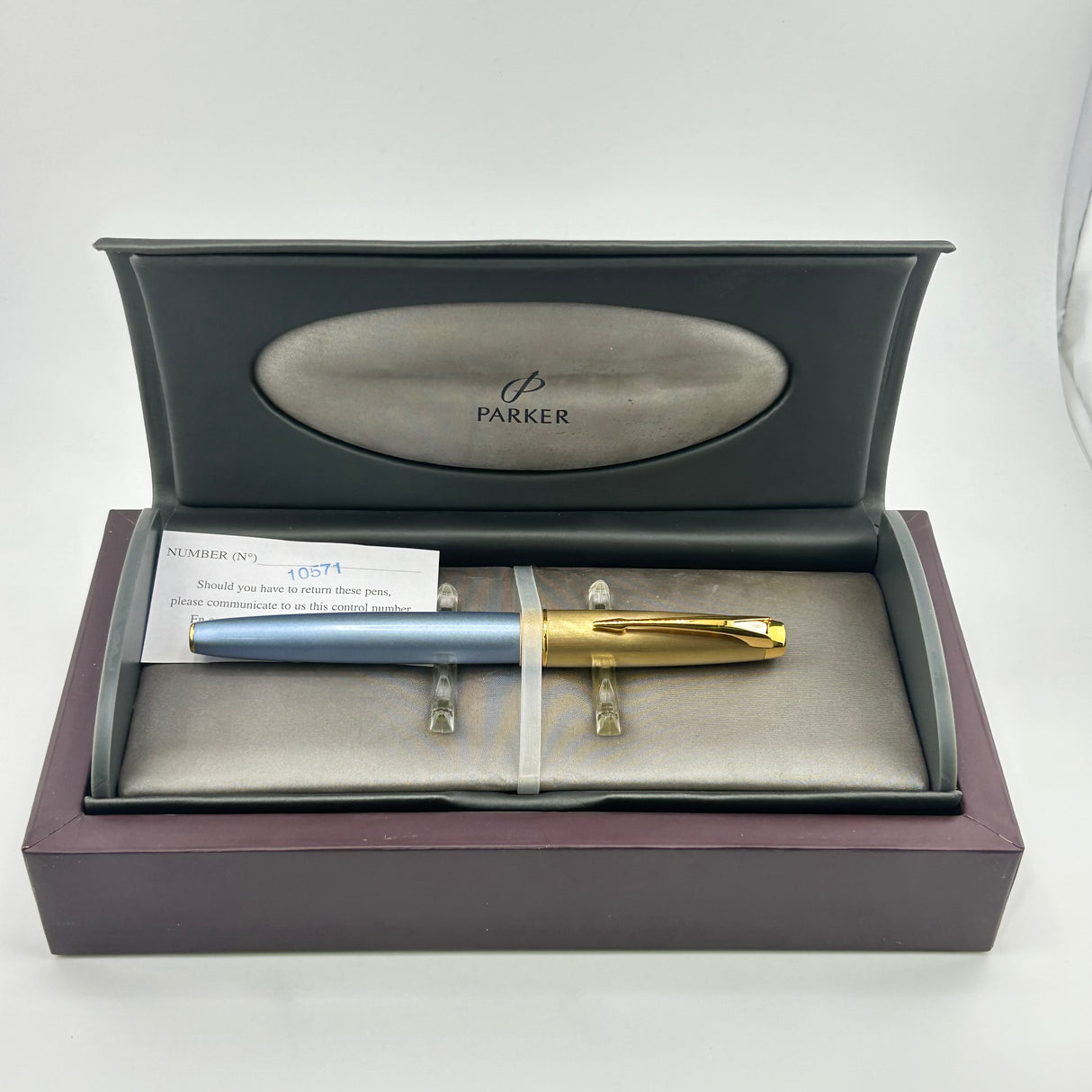 Parker 100 Diamond Blue  - Roller  Pen