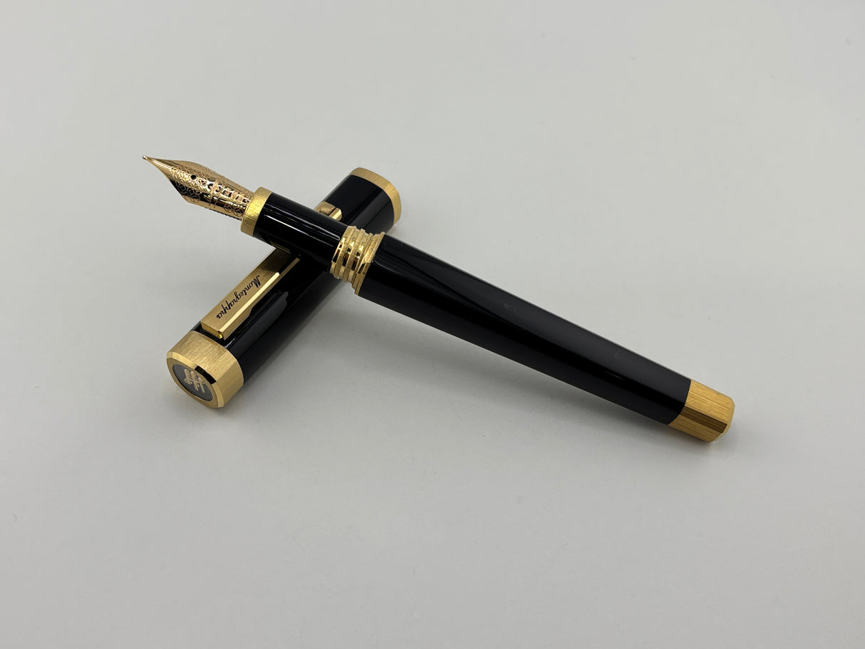 Montegrappa Zero Black Squared / Brushed Gold-Plated Trim Fountain Pen - Fine 14kt Gold Nib