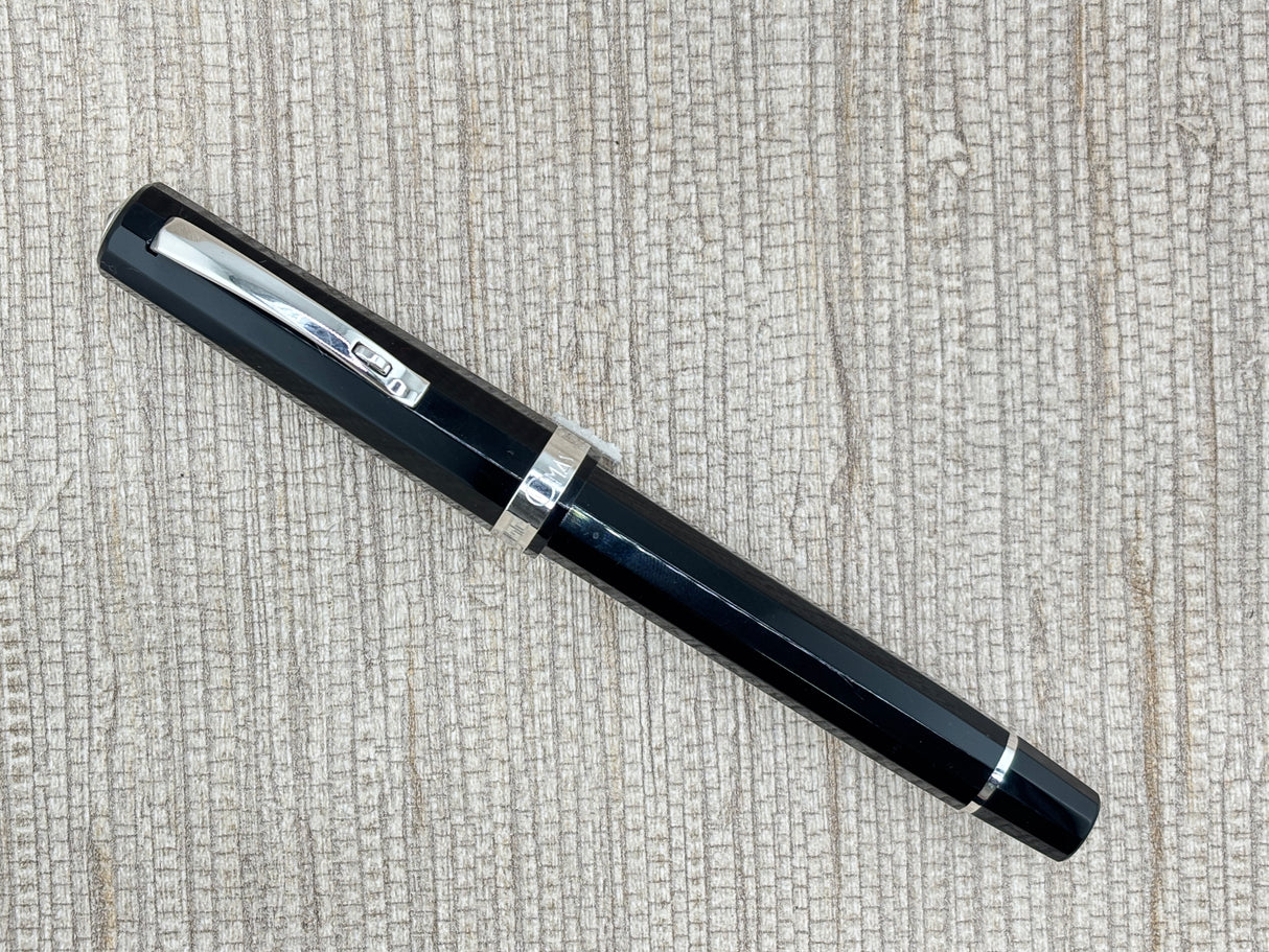 Jimmy's Pick - Omas Arte Italiana Black Faceted - Rollerball Pen