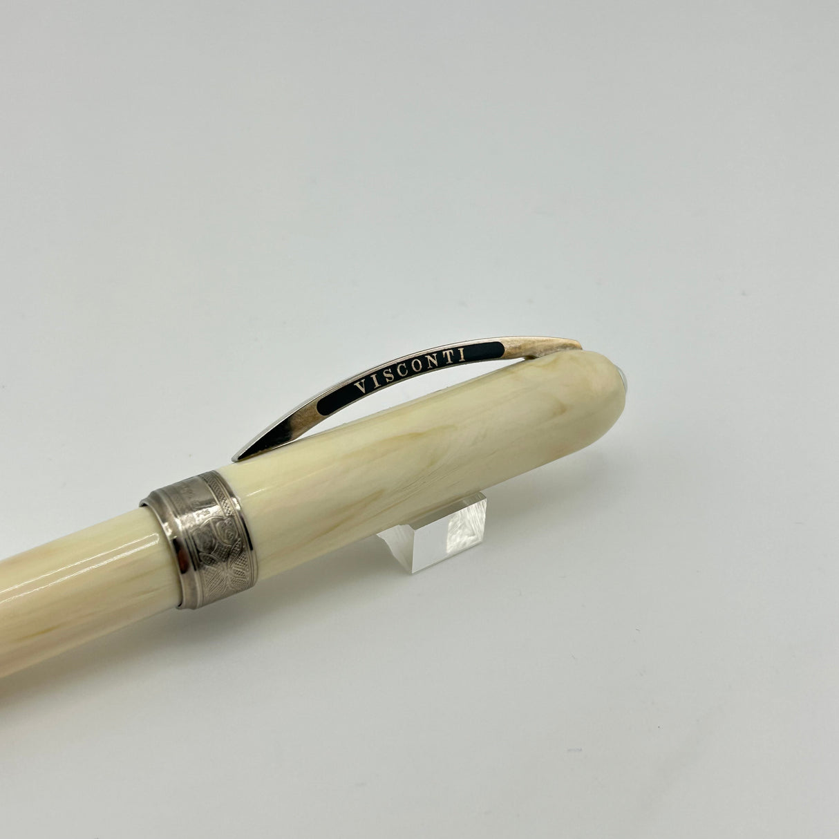 Visconti Rembrandt Cream Ivory chrome trim  - Roller Ball