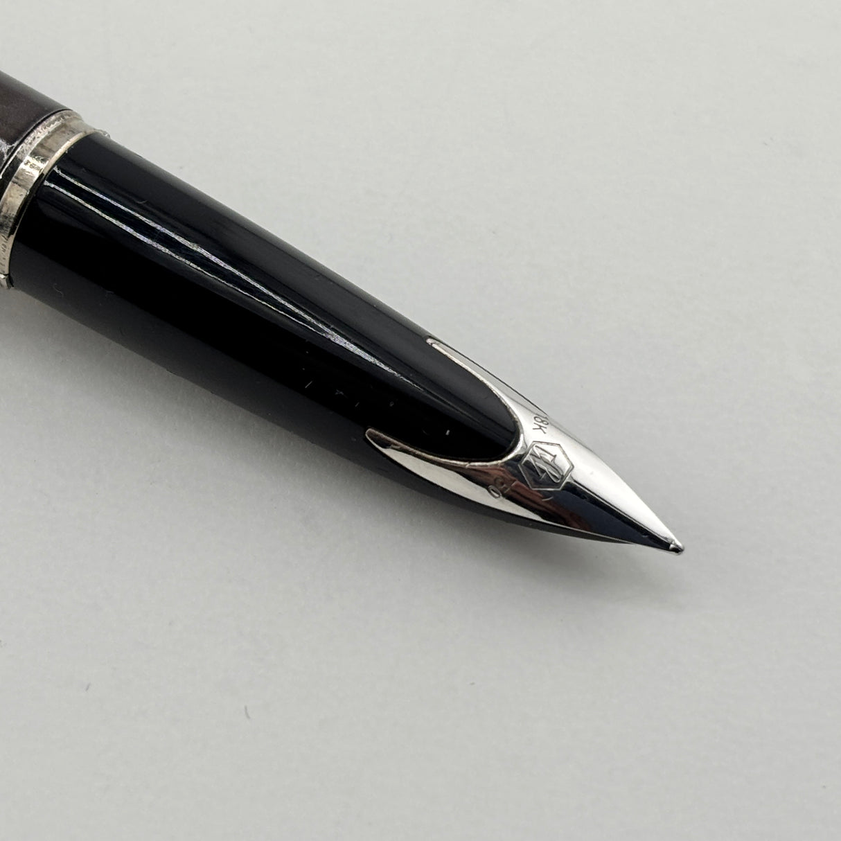 Waterman Carene Taupe Fountain  Pen  - Fine 18 Kt Gold Nib
