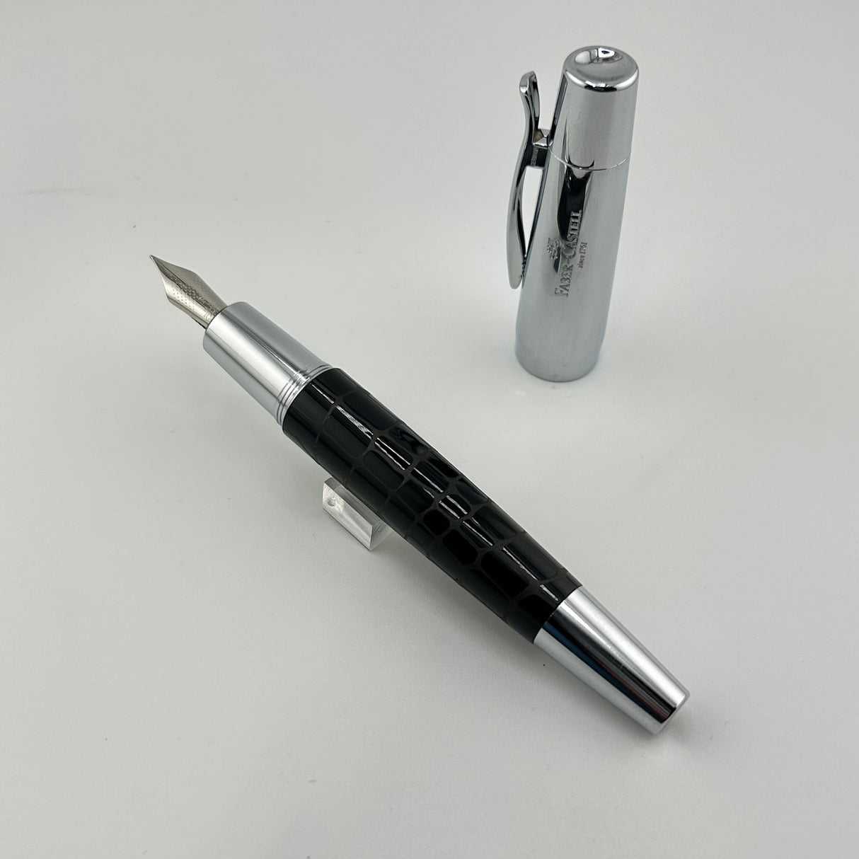 Faber - Castell E Motion Black barrel " Aligator scales " Chrome cap - Fountain Pen