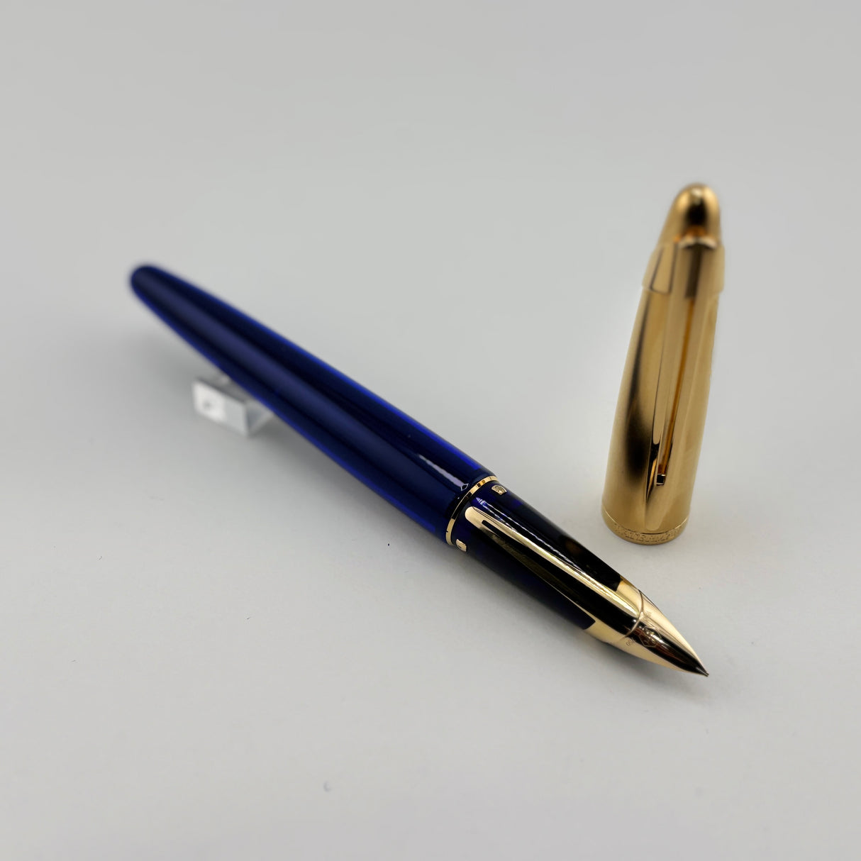 Waterman Edson Blue Translucent Fountain Pen  - Medium 18 Kt Gold Nib