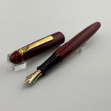 Platinum  Rare Red Urushi Aka-Tamenuri Fountain Pen   - Fine 18 Kt Gold Nib