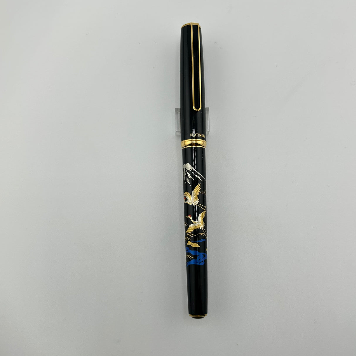 Platinum Japanese Biko "Tsuru" Crane Maki-E Roller Ball