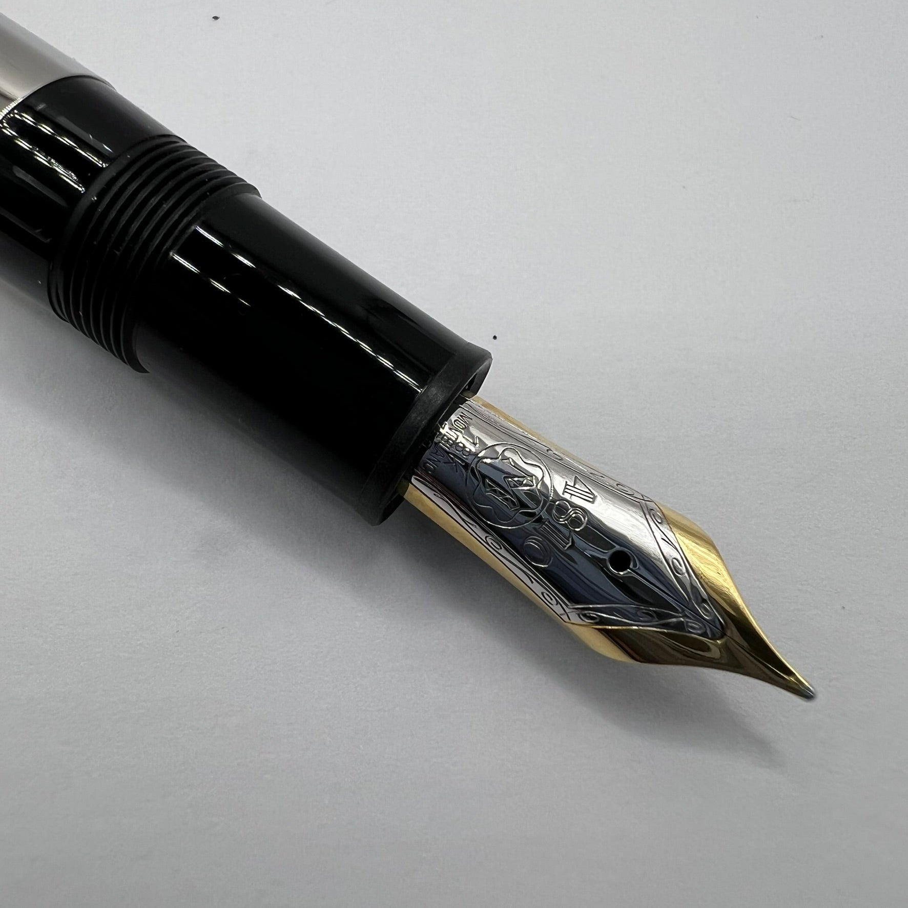 Montblanc Meisterstuck LeGrand Solitaire Carbon Steel #146