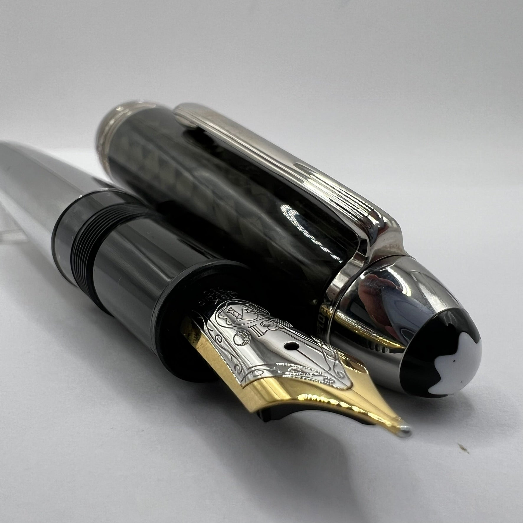 Montblanc Meisterstuck LeGrand Solitaire Carbon Steel #146
