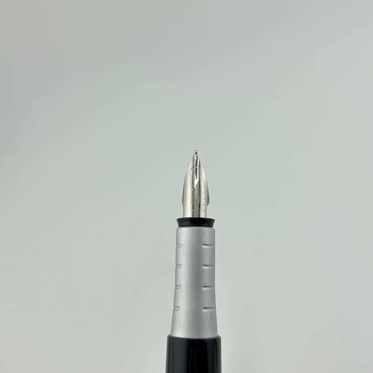 Rotring Initial Black Chrome cap - Fountain Pen
