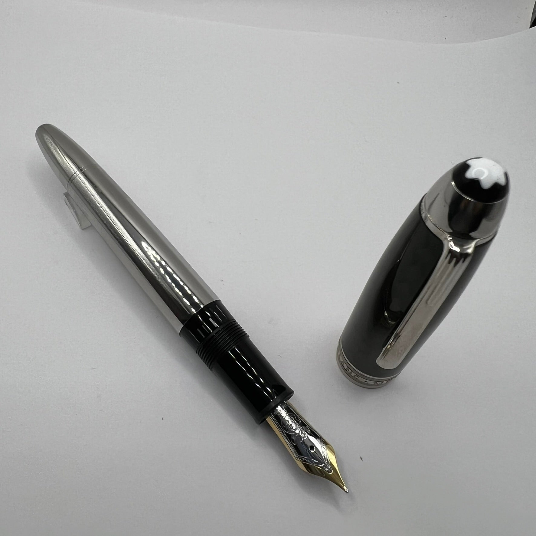 Montblanc Meisterstuck LeGrand Solitaire Carbon Steel #146