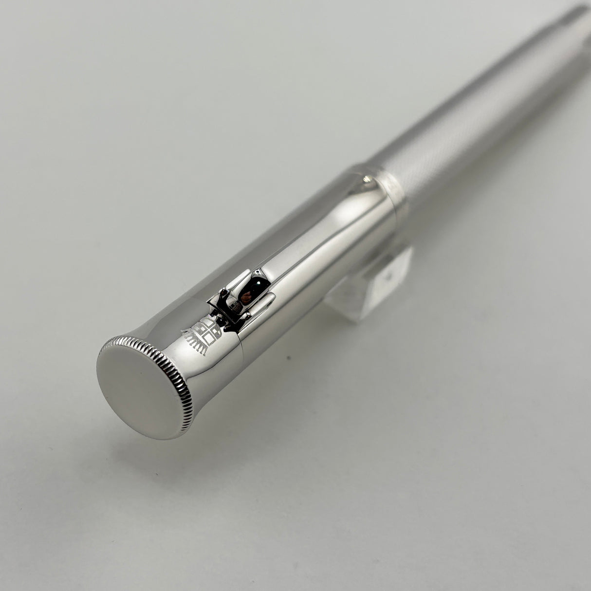Graf von Faber Castell Guilloche Barleycorn  Fountain Pen - Rhodium Plated - Fine 18kt Gold Nib