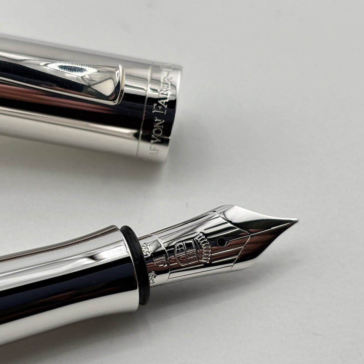 Graf von Faber Castell Guilloche Barleycorn  Fountain Pen - Rhodium Plated - Fine 18kt Gold Nib