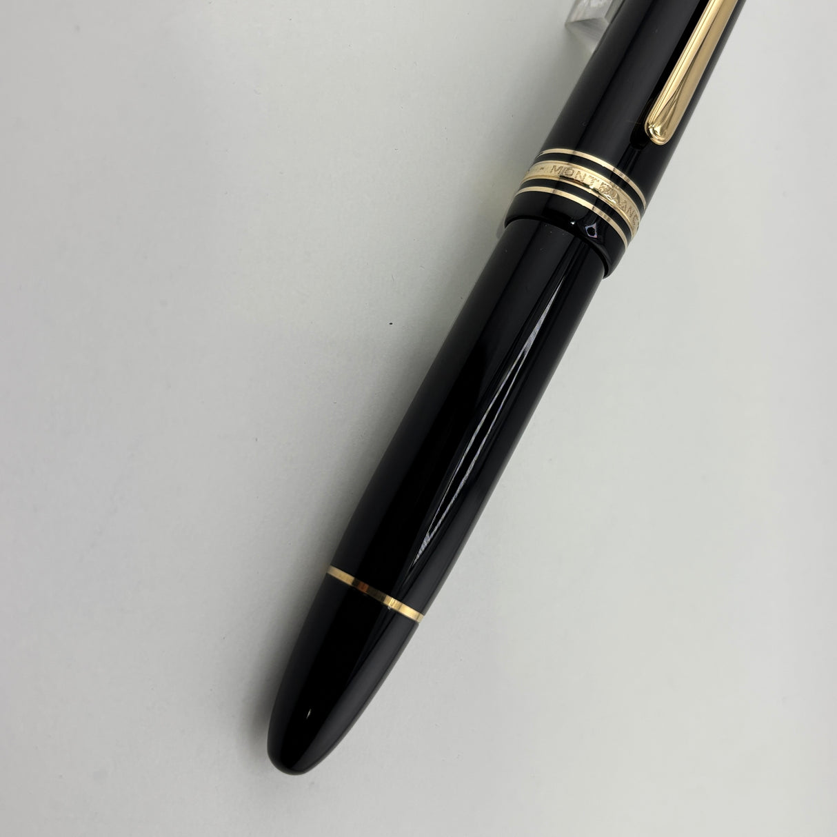 Montblanc Meisterstuck Black Resin #149 (Largest) Fountain Pen - Medium 14kt Gold Nib