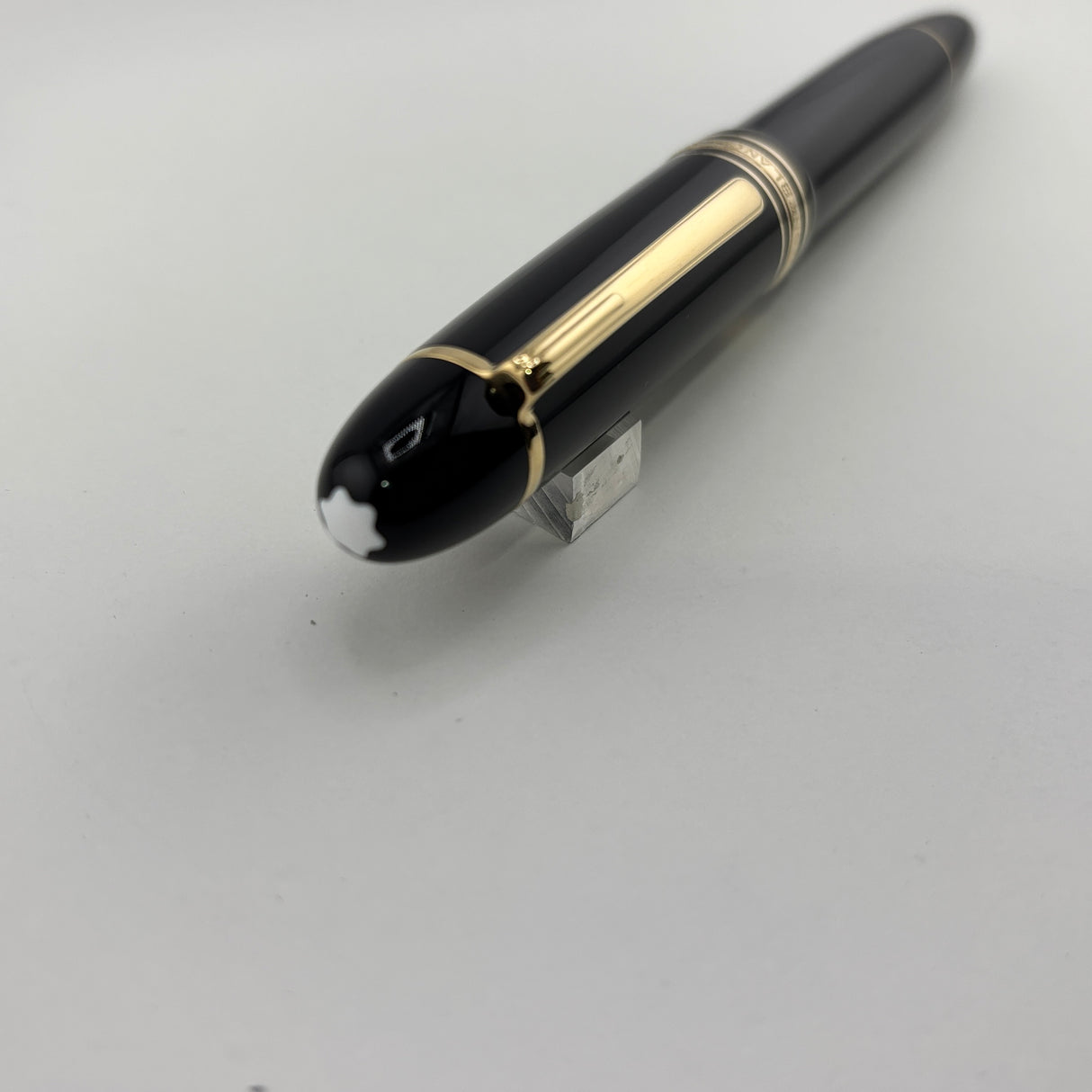 Montblanc Meisterstuck Black Resin #149 (Largest) Fountain Pen - Medium 14kt Gold Nib