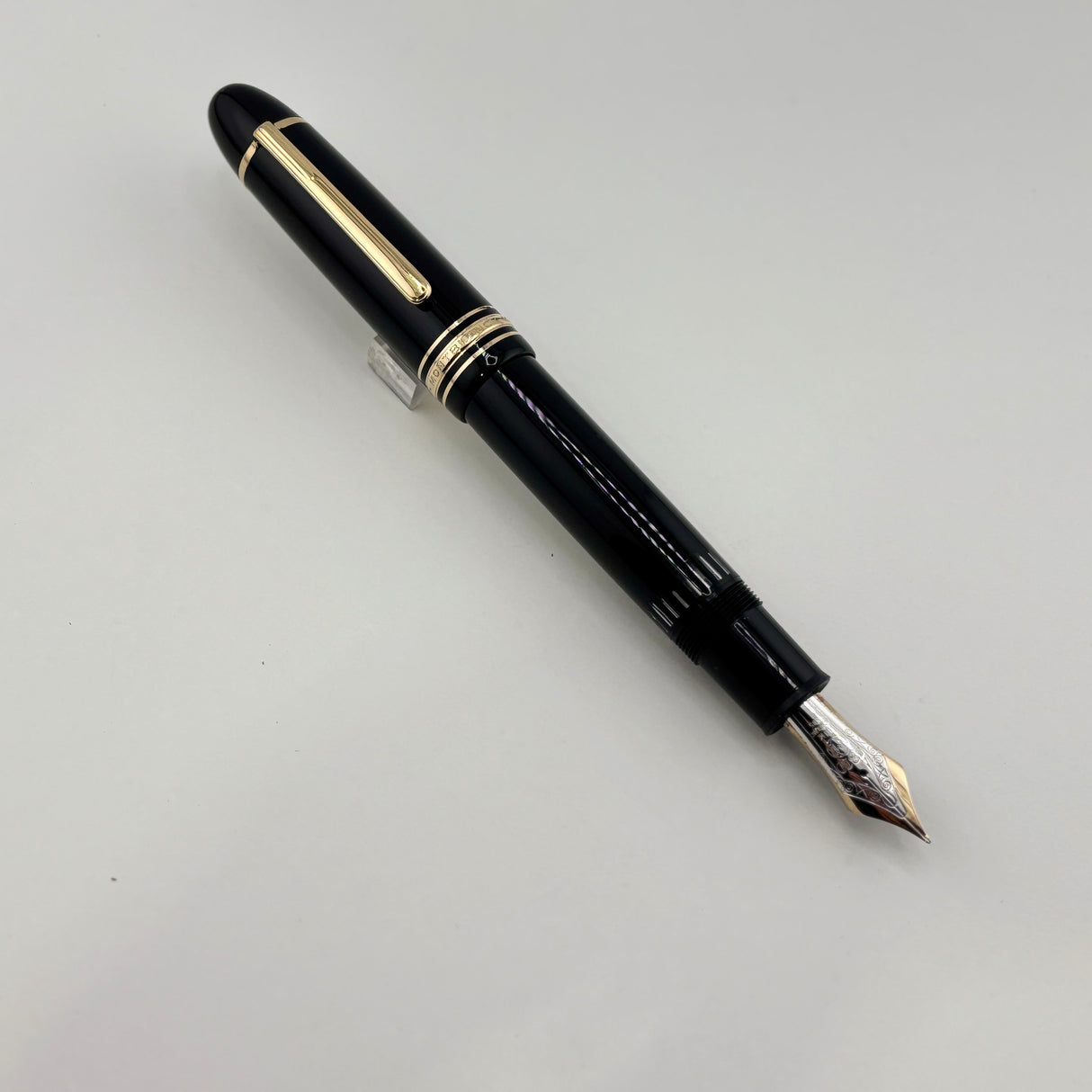Montblanc Meisterstuck Black Resin #149 (Largest) Fountain Pen - Medium 14kt Gold Nib
