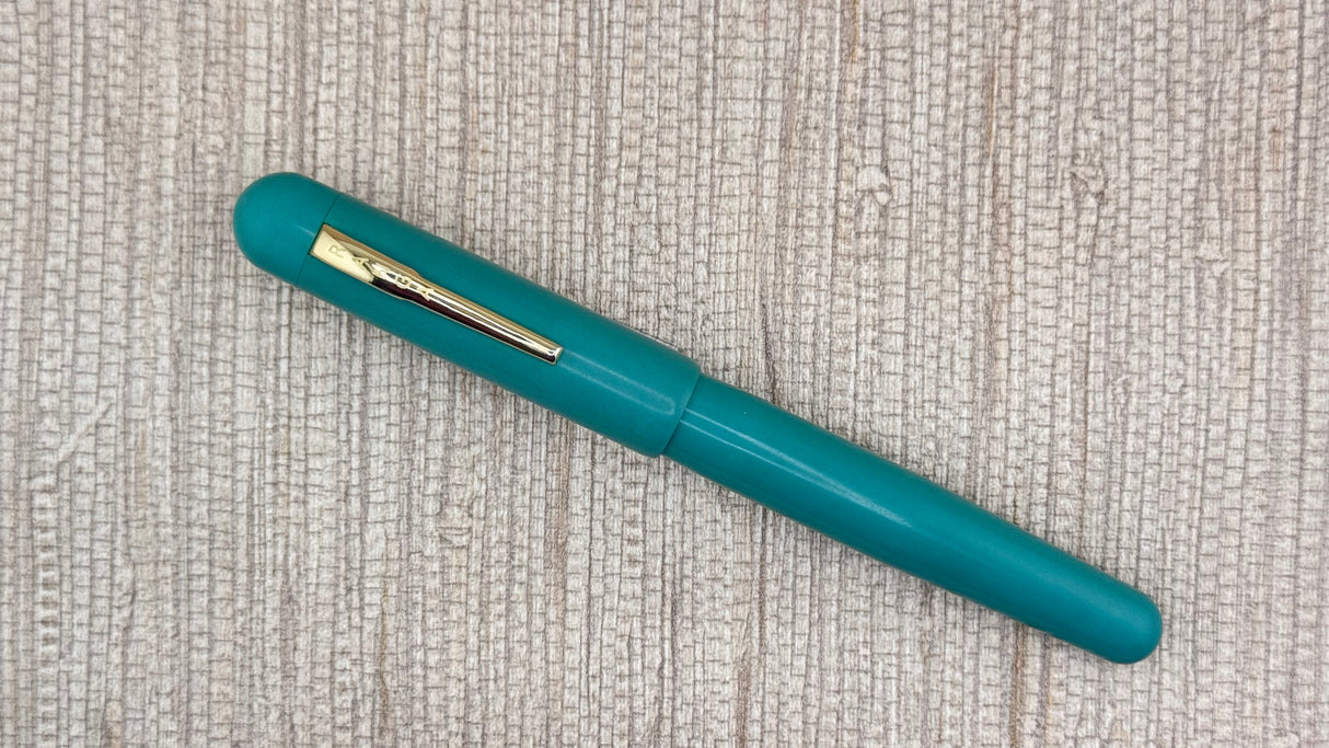 Ranga 4C Green Ebonite - Fountain Pen