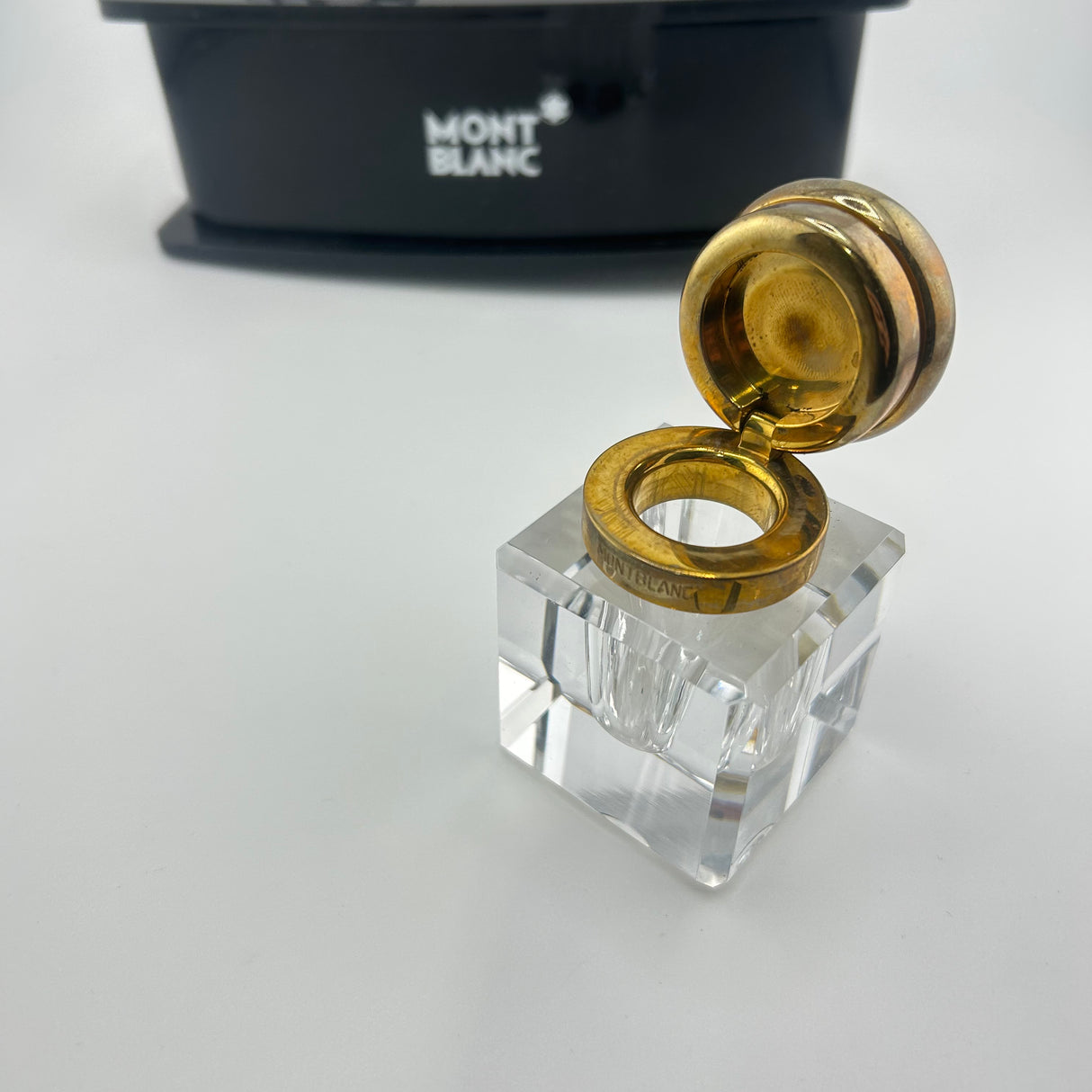 Montblanc Desk Inkwell Black circa 1990 - HARD TO FIND !