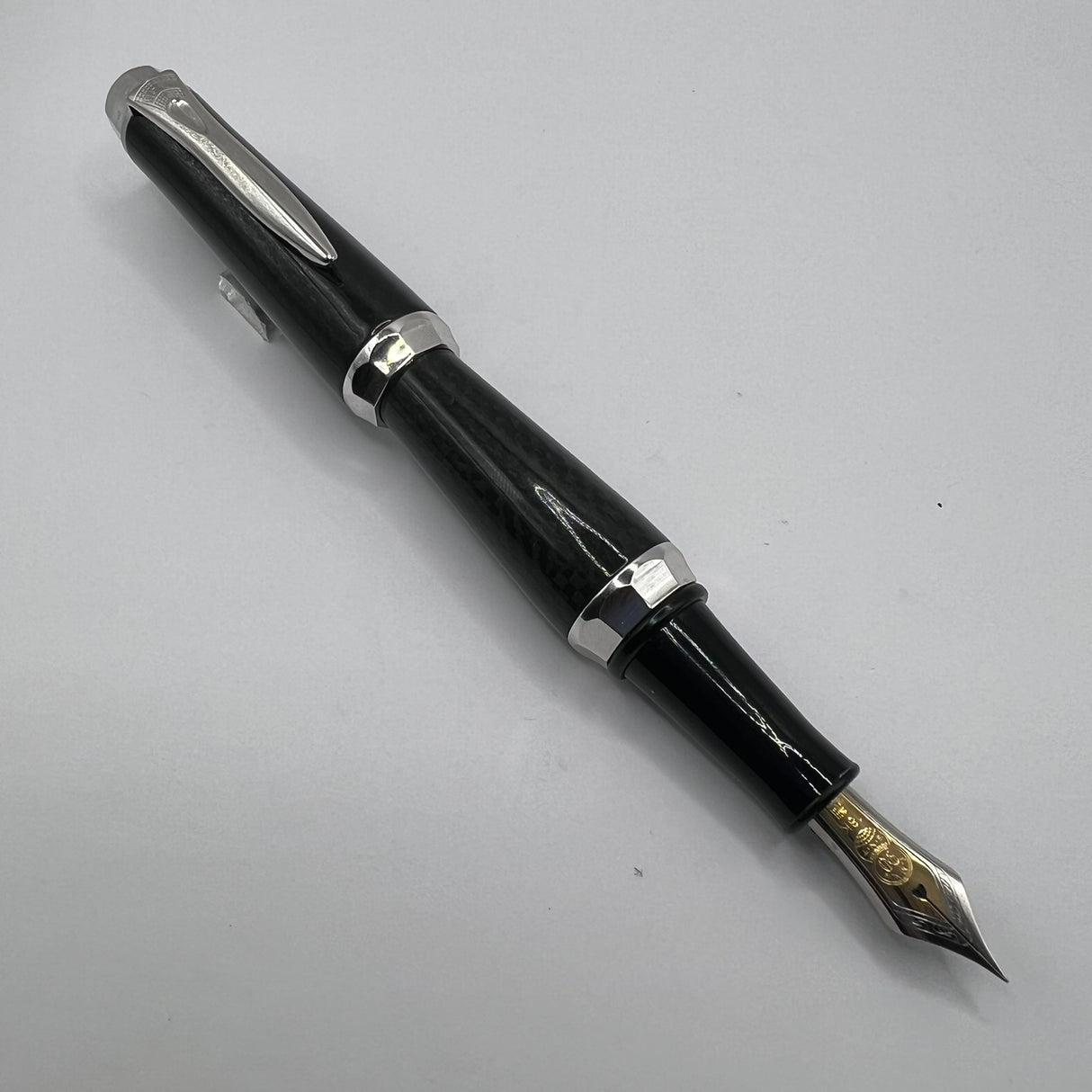 Platinum 90th Anniversary Carbon Fiber 25G Limited Edition Fountain Pen  - Fine 18kt Gold Nib