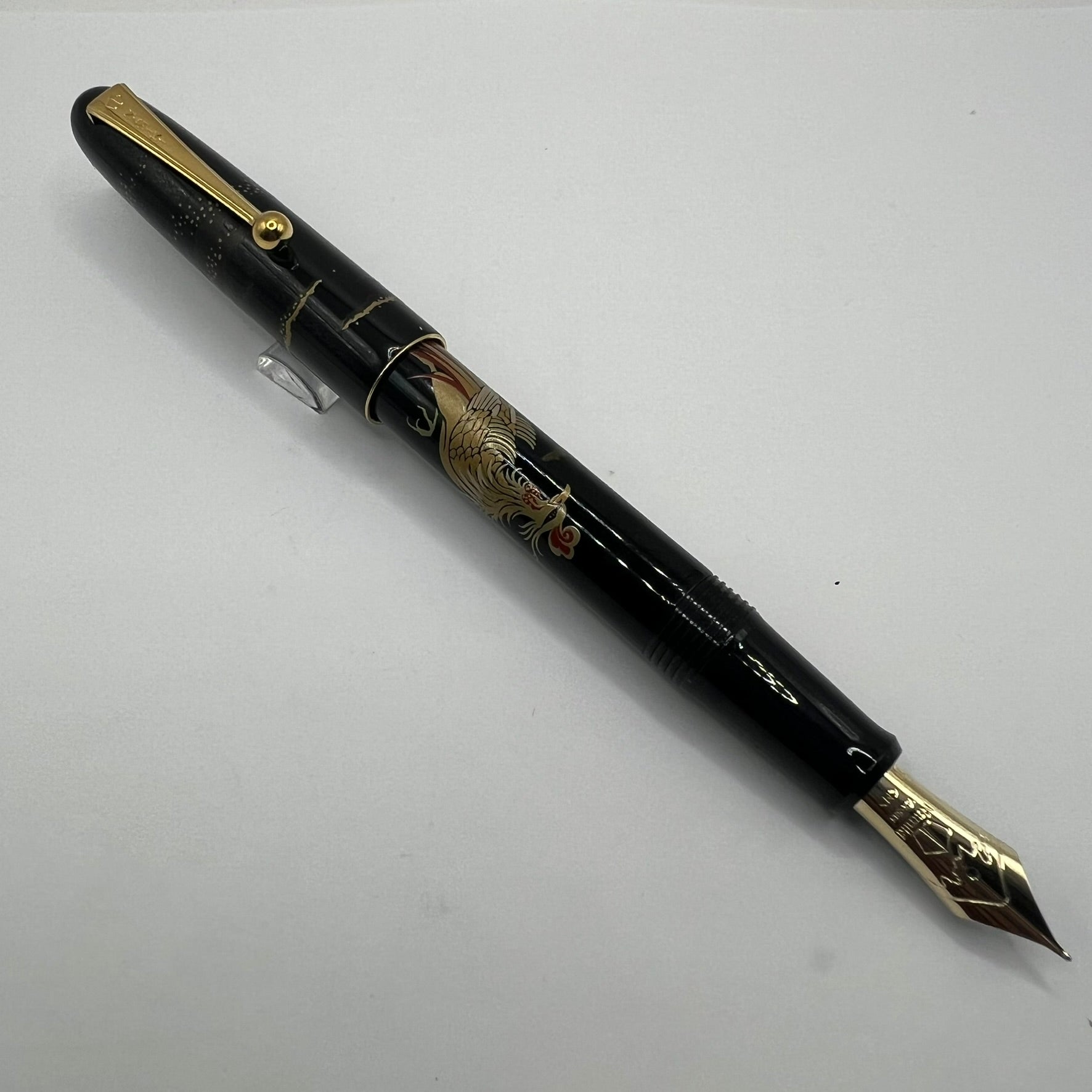 Namiki Nippon Art Chinese Phoenix Fountain Pen - Medium 14kt Gold