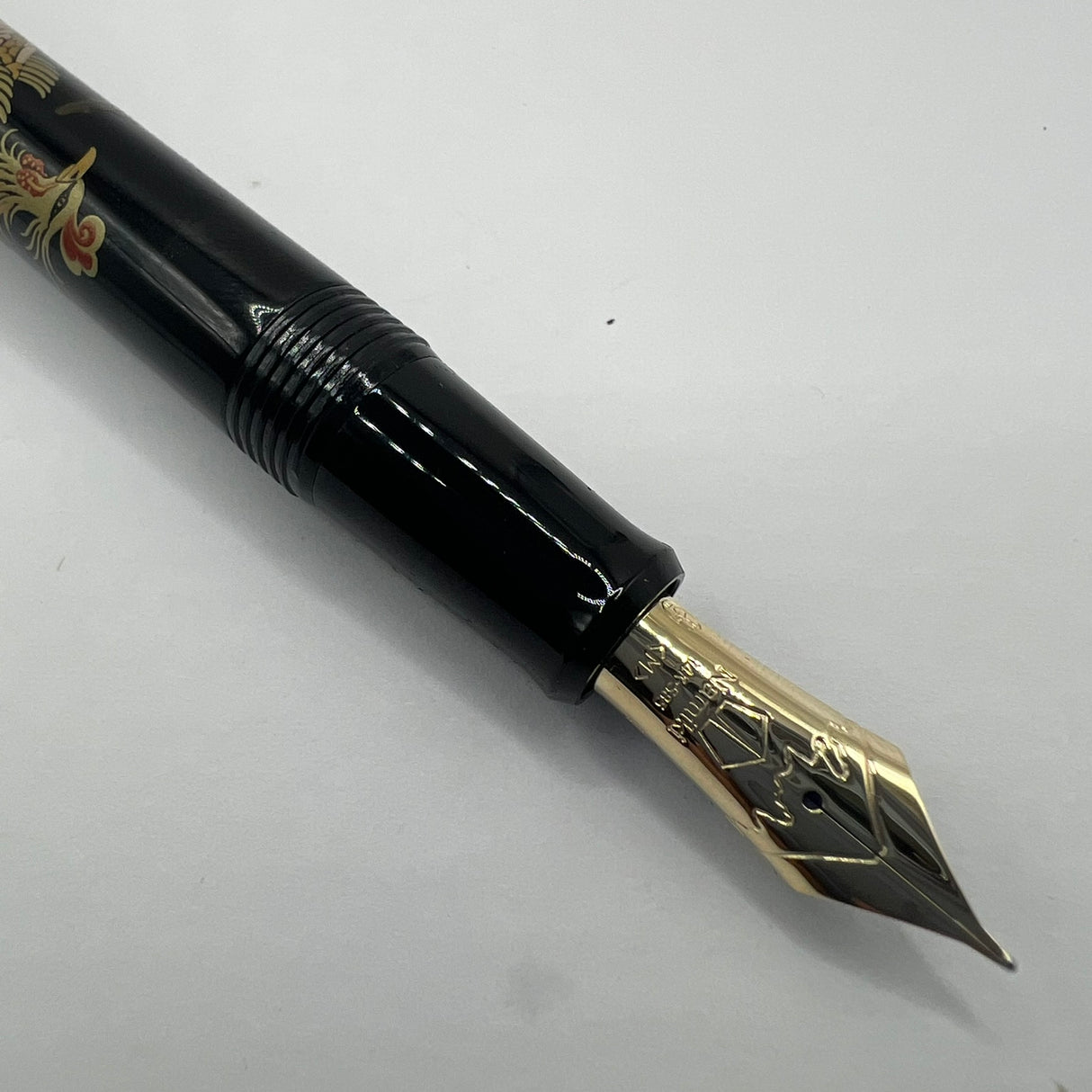 Namiki Nippon Art Chinese Phoenix Fountain Pen  - Medium 14kt Gold Nib
