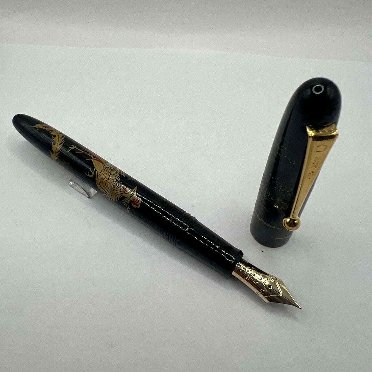 Namiki Nippon Art Chinese Phoenix Fountain Pen  - Medium 14kt Gold Nib