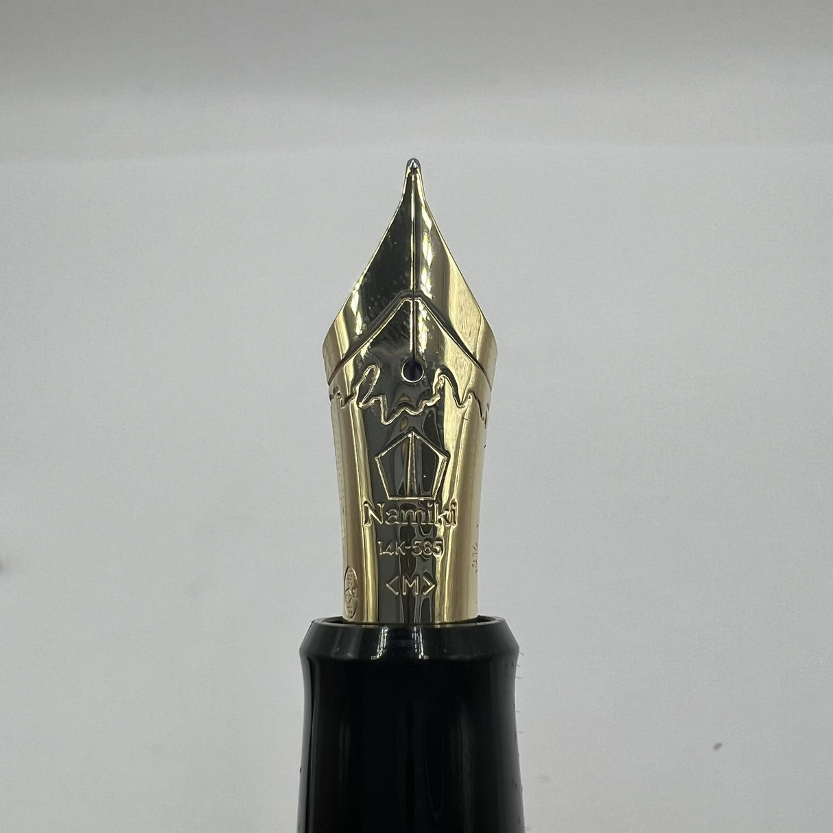 Namiki Nippon Art Chinese Phoenix Fountain Pen  - Medium 14kt Gold Nib