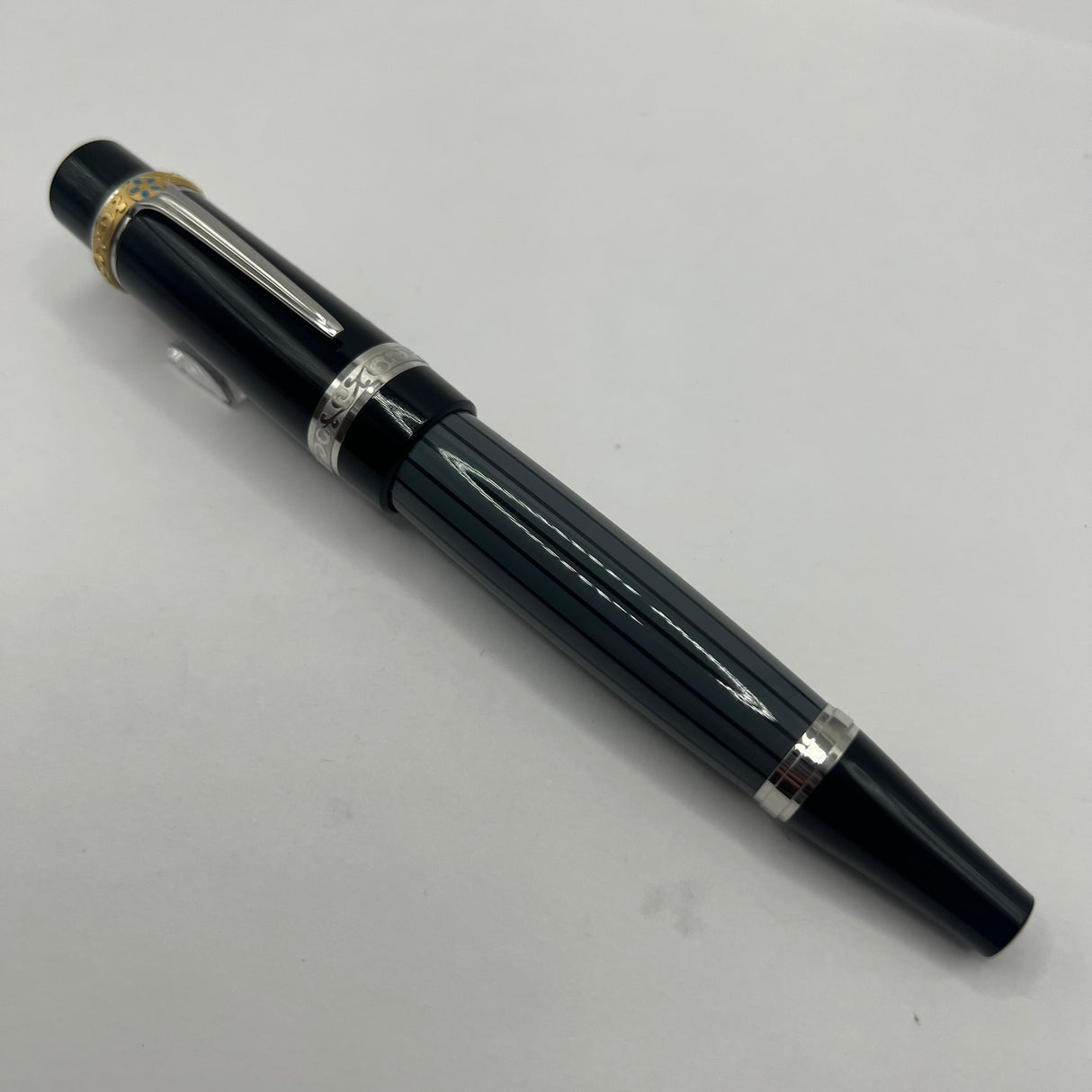 Montblanc Honore de Balzac Writer Series Limited Edition Fountain Pen  - Medium 18kt Gold Nib