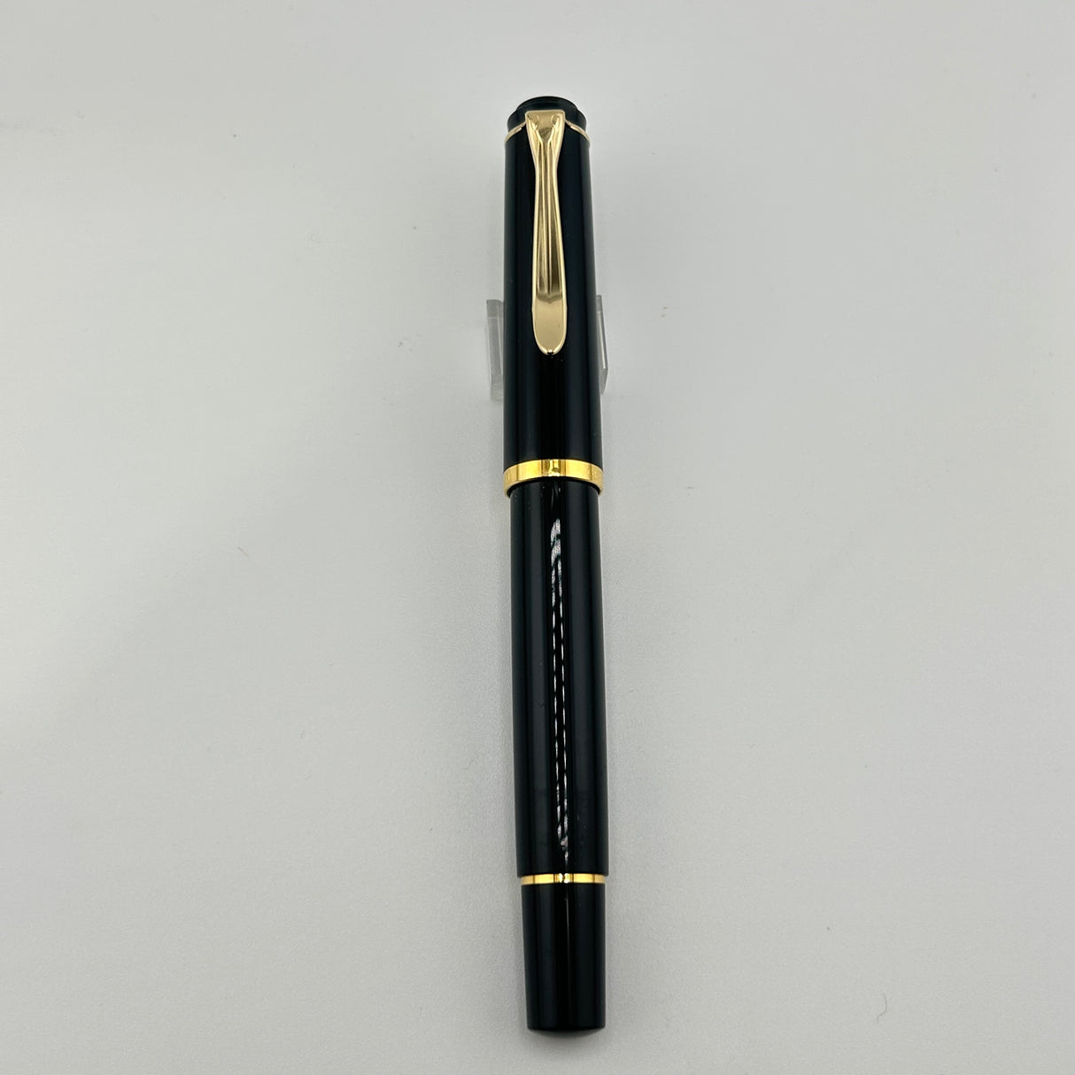 Pelikan Souverän M200 Black  Italic Nib ! - Fountain Pen