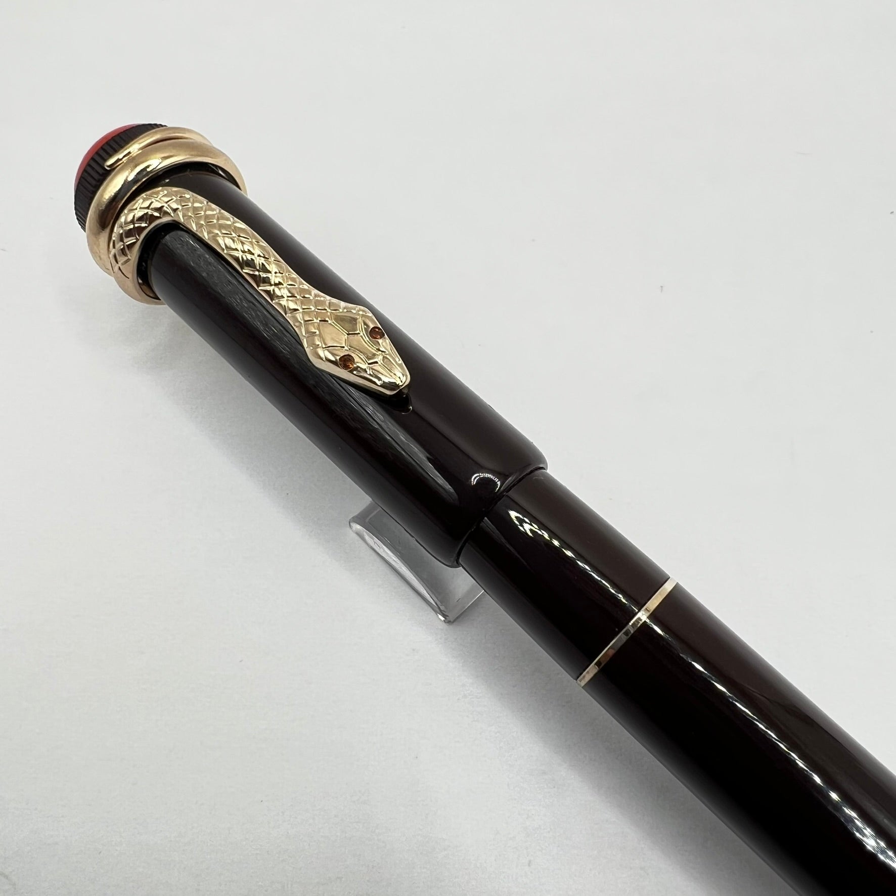 Montblanc Heritage Rouge Et Noir Tropic Brown Fountain Pen - Fine