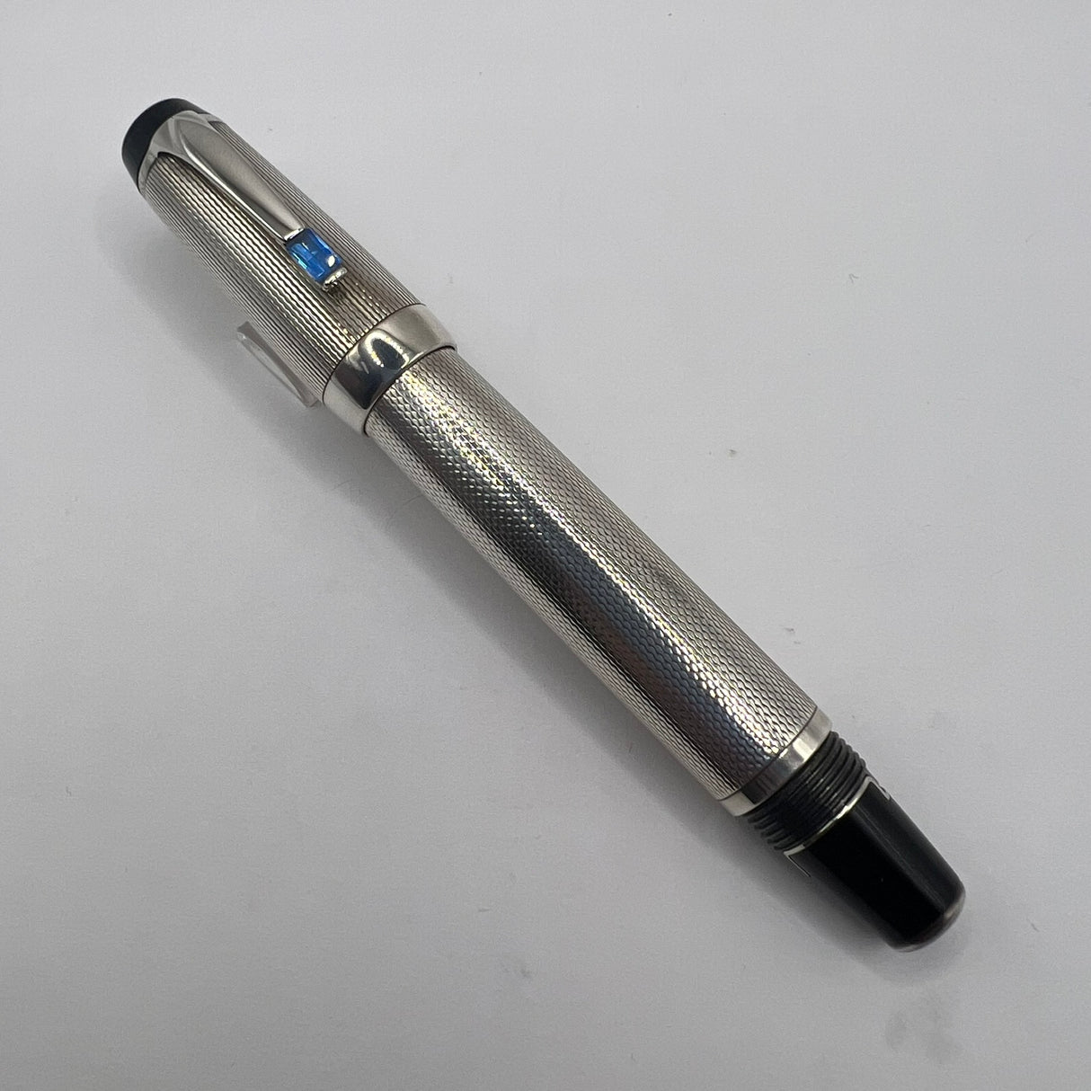 Montblanc Boheme Sterling Silver Barleycorn Retractable Nib Fountain Pen  - Medium 18kt Gold Nib