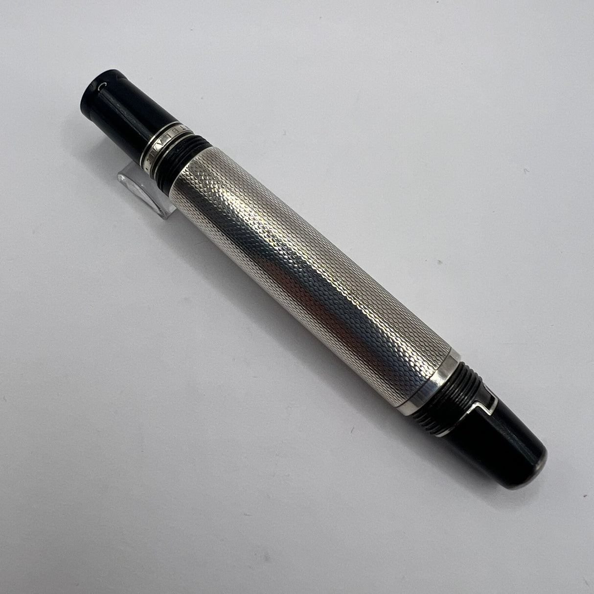 Montblanc Boheme Sterling Silver Barleycorn Retractable Nib Fountain Pen  - Medium 18kt Gold Nib