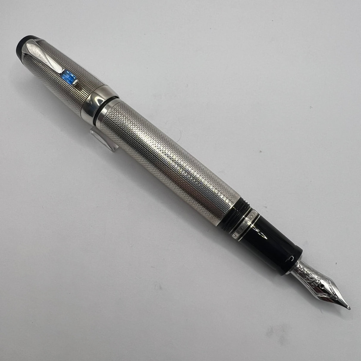 Montblanc Boheme Sterling Silver Barleycorn Retractable Nib Fountain Pen  - Medium 18kt Gold Nib