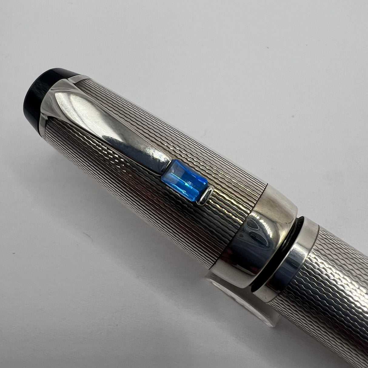 Montblanc Boheme Sterling Silver Barleycorn Retractable Nib Fountain Pen  - Medium 18kt Gold Nib