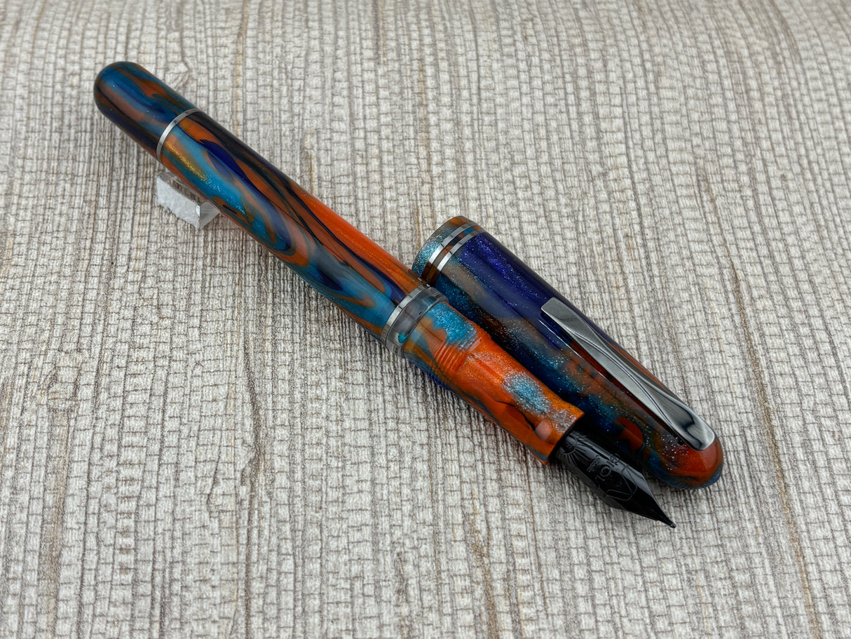 Gioia Metis Iride Black Ruthenium Trim  - Fountain Pen