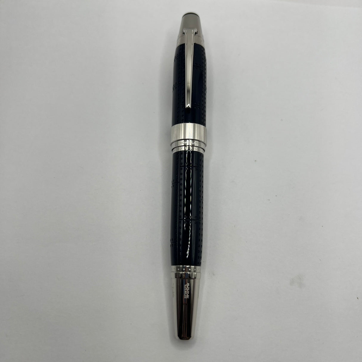 Montblanc Antoine de Saint Exupery Writer Series Limited Edition Fountain Pen  - Fine 18kt Gold Nib