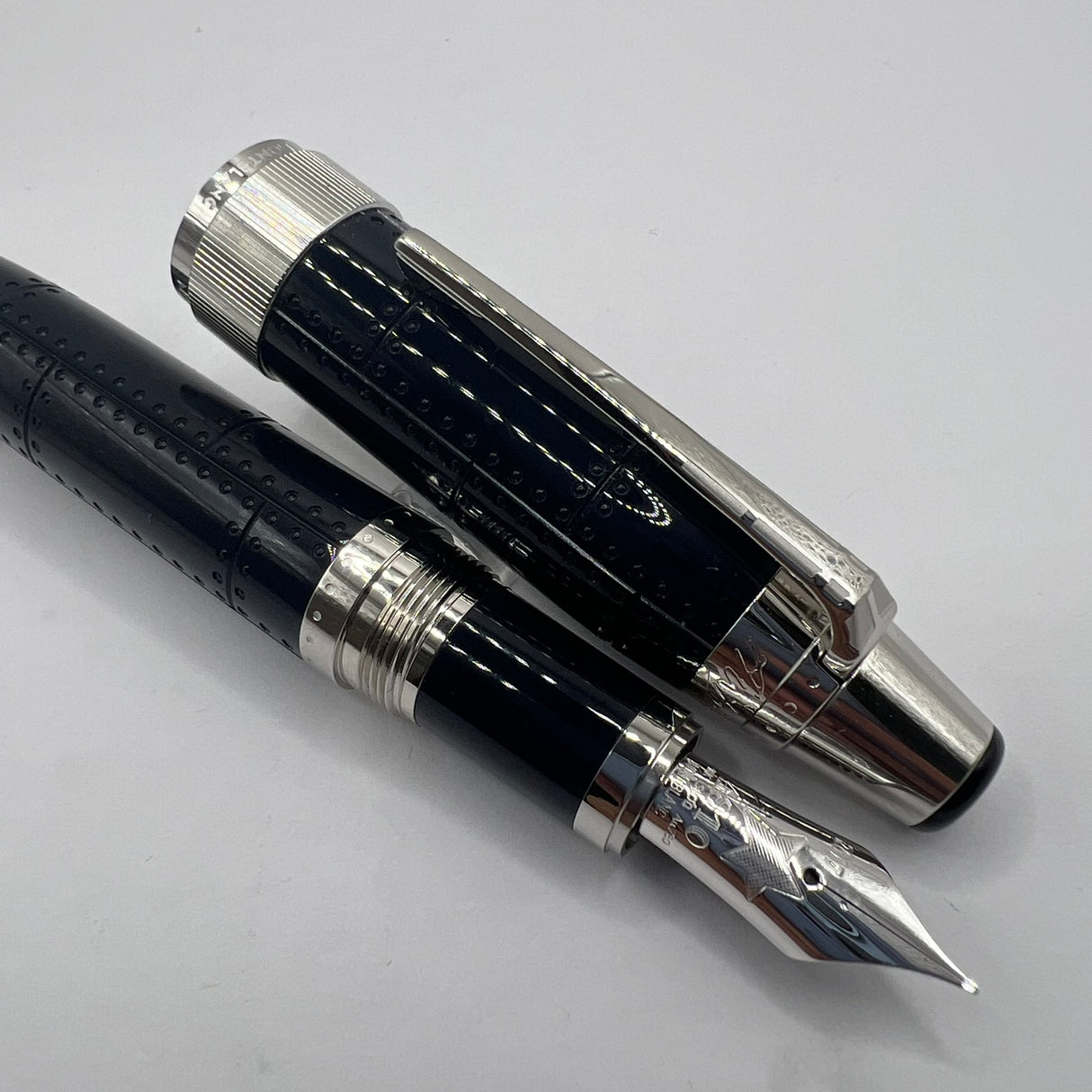 Montblanc Antoine de Saint Exupery Writer Series Limited Edition Fountain Pen  - Fine 18kt Gold Nib