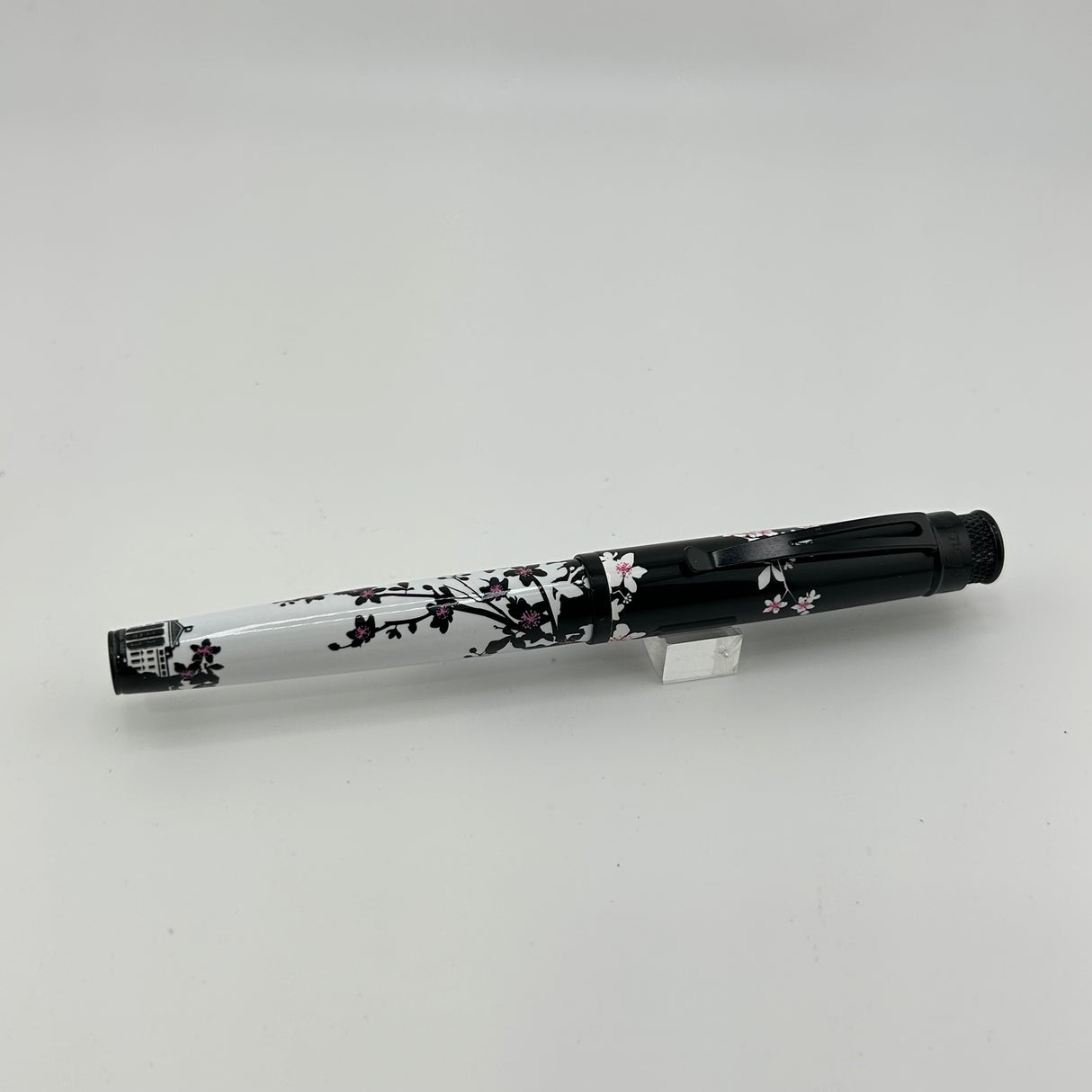 Retro 1951 Exclusive Farneys Cherry Blossom pattern ! - Fountain Pen